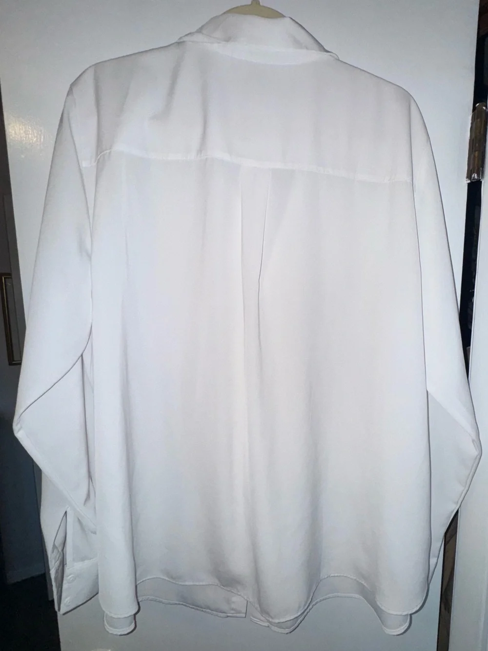H&M White Collared Button-Up Shirt - Picture 3 of 5